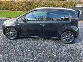 VW UP 1.0 60 hk 5 dørs årgang 2015