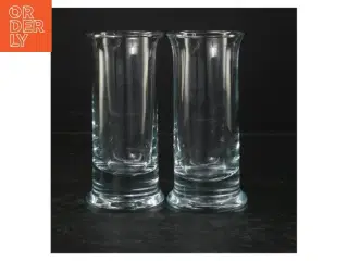 Sæt af to klare drikkeglas (str. Ø. 7 cm. længde, 16 cm)