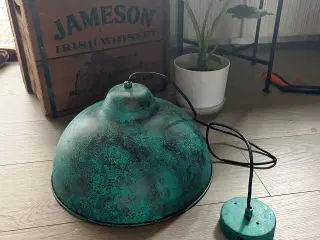 Håndmalet lampe – Ø36 cm, H25 cm – Oxideret grøn /