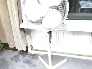 Luft ventilator med  fjerbeting 