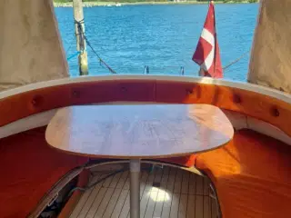 Fram 690 motorbåd