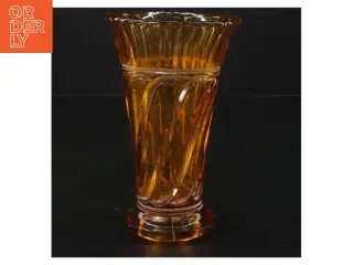 Rav-farvet vase fra Fyens Glasværk (str. 14x9 cm)