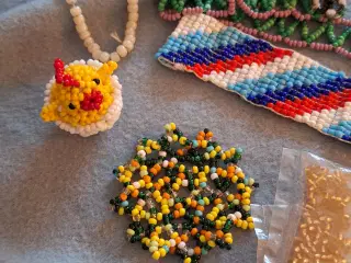 Pose med assorterede perler