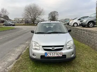 Suzuki Ignis 1,3 GL 94HK 5d