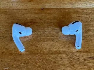 Apple AirPods Pro - 1. gen.