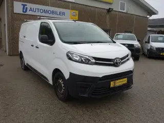Toyota ProAce 2,0 D 120 Medium Comfort