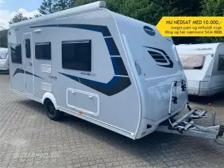 2022 - Caravelair Titanium 450   Lækker vogn med enkelt senge Mover - El markise og div udstyr køkken og toilet aldrig brugt