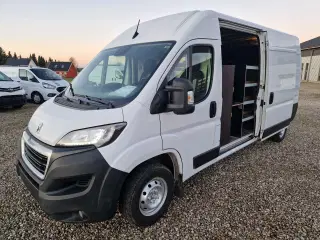 Peugeot Boxer 333 2,2 BlueHDi 140 L3H2 Premium