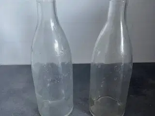 2 gamle mælke/fløde flasker 1 liter