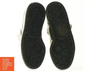 Adidas Sneakers (str. 40)