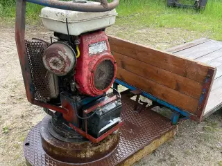 Fodertruck fodervogn halmvogn staldfodervogn