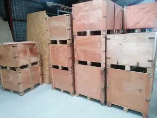 Pallekasser ca. LxB 120x80 cm. Stykpris fra