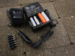 Batterilader og strømforsyning AA/AAA 