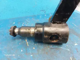 Massey Ferguson 7278 Spindel R.H. 46727700