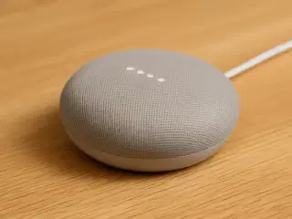 Google Home Mini smart højttaler