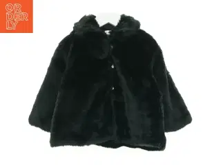 Pelsfrakke i sort fake fur (str. 98 cm)