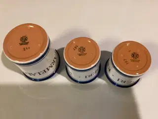 Fine gamle knapstrup krukker