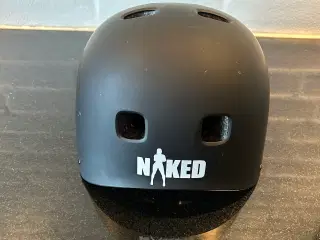 Naked skater hjelm