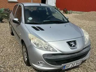 Peugeot 206+