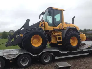 Volvo 750/65R26 Traktor hjul