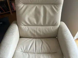Velholdte stressless stole med skammel