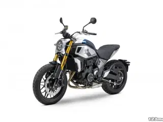 CFMOTO 700 CL-X Heritage Kampagne model