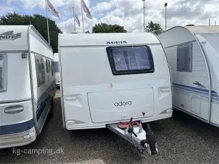 2012 - Adria Adora 563 TK   Lækker køjevogn med Mover og fortelt