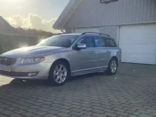 Volvo V70 2,0 D4 163 Momentum aut. Drive-E