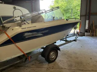Pæn og velholdt motor båd