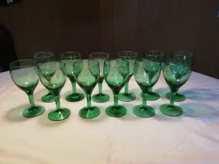 12 Kirsten Piil grønne rhinskvin/hvidvin glas 