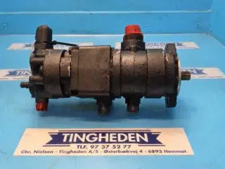 John Deere T660 Hydraulikpumpe AXE61624