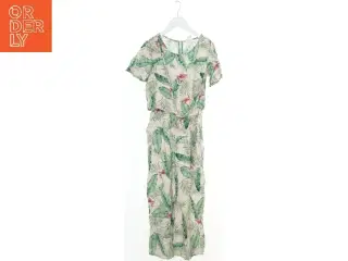 Kjole med tropisk mønster fra H&M (str. 146)