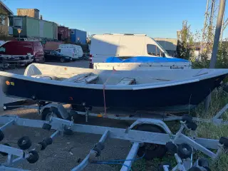 Jolle med bådtrailer