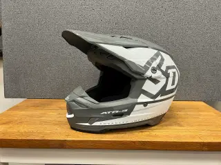 6D Moto cross hjelm