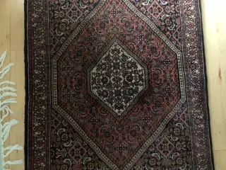 ÆGTE HÅNDLAVET TÆPPE 100 X 70