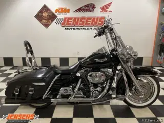 Harley-Davidson FLHRC Road King Classic
