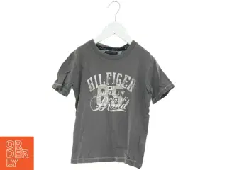 T-Shirt fra Tommy Hilfiger (str. 110 cm)