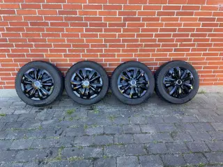 15” Komplet vinterhjul med næsten ny dæk på