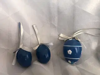 3 blå påskeæg i træ