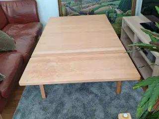 Sofabord i bøgetræ