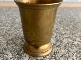 Bronze bæger