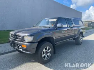 Varebil Toyota Hilux LN110