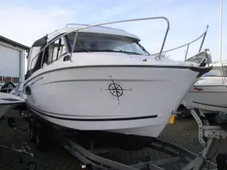 Jeanneau Merry Fisher 695 Cruiser