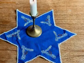 Lysedug, blå m kogler, Ø32 cm