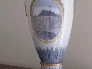 Royal Copenhagen - lågvase 1798 - 1923(RC)