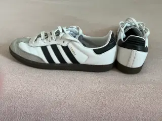 Adidas samba sko str 43 1/3