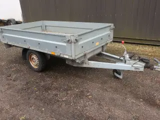Trailer VARIANT B715 P2