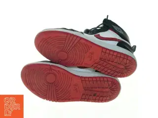 Brugte høje sneakers, Air, fra Nike (str. 33 )