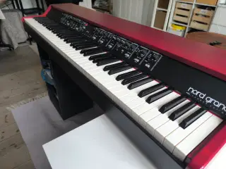 Nord Grand Stagepiano