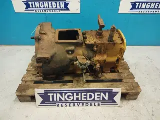 Ford 655D Gearkasse E2NN7006FB